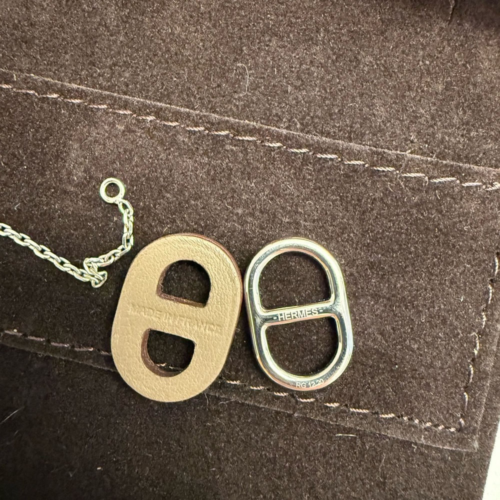 Hermes O'Maillon Pendant Necklace - Picture 2 of 4